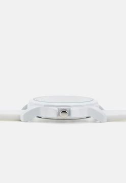 Pier One Unisex - Montre - White 8 Pier One Unisex - Montre - White -Pier One 4e0691f56c244593aebf42c3271e21ed