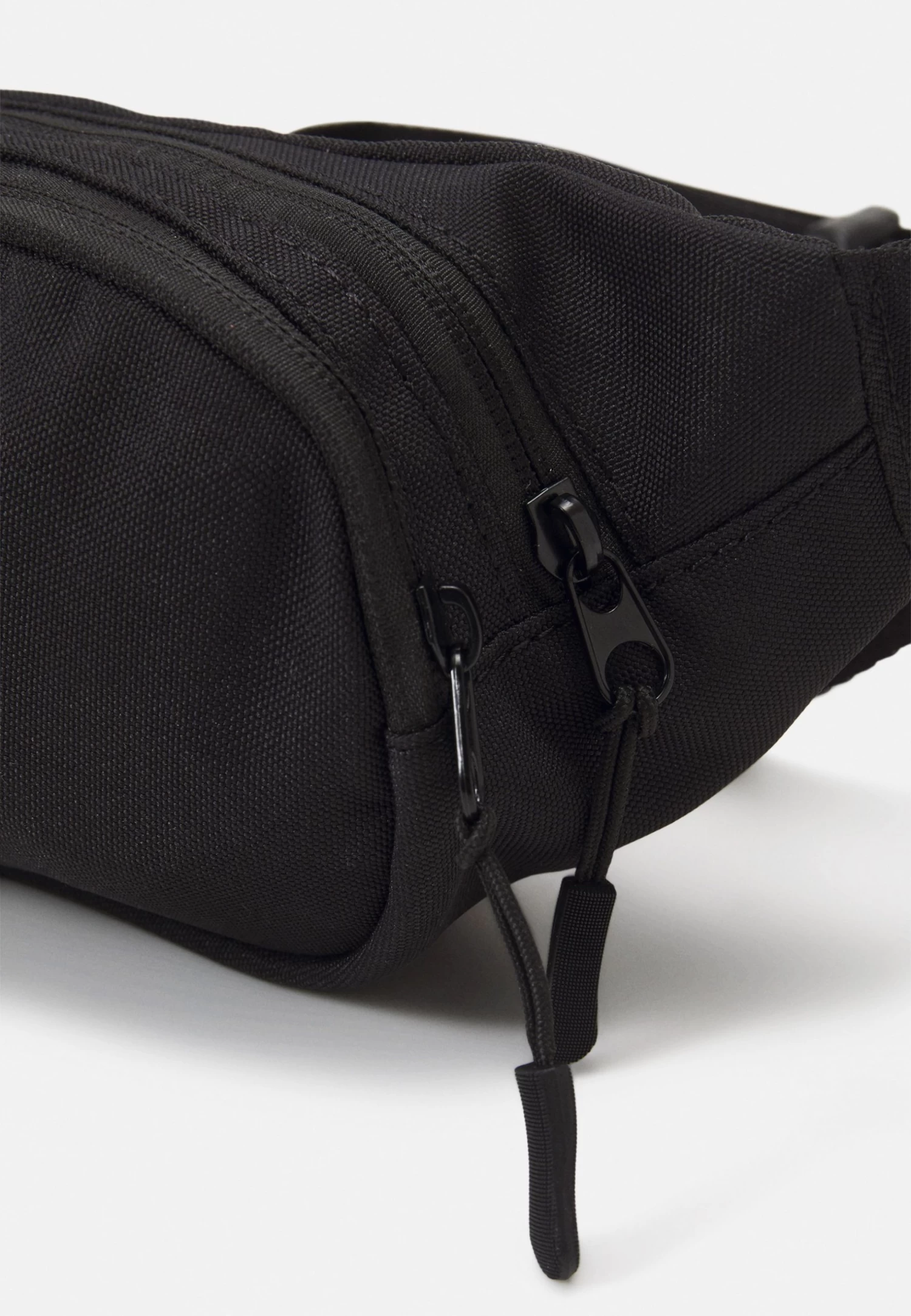 Pier One Sac Banane - Black 6 Pier One Sac Banane - Black – Image 4