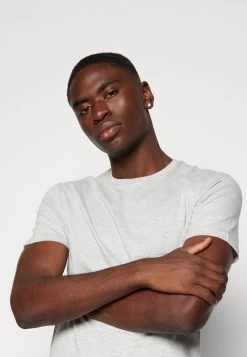 Pier One Unisex 5 Pack - T-Shirt Basique - Black /Dark Blue/Dark Green -Pier One 5a5f64d2aa404b7aa94ccdac681bdd95