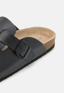 Pier One Leather Unisex - Chaussons - Black -Pier One 7b28889d1d2247a8abcae3a4a4c34674